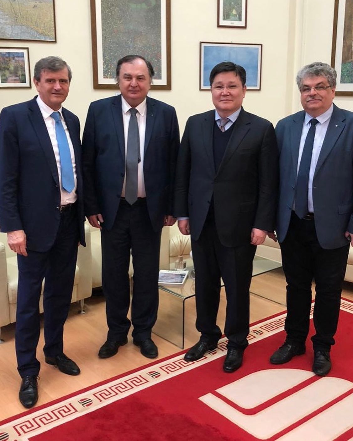 ambasadorul kazakhstanului  în vizită la universitatea tehnică