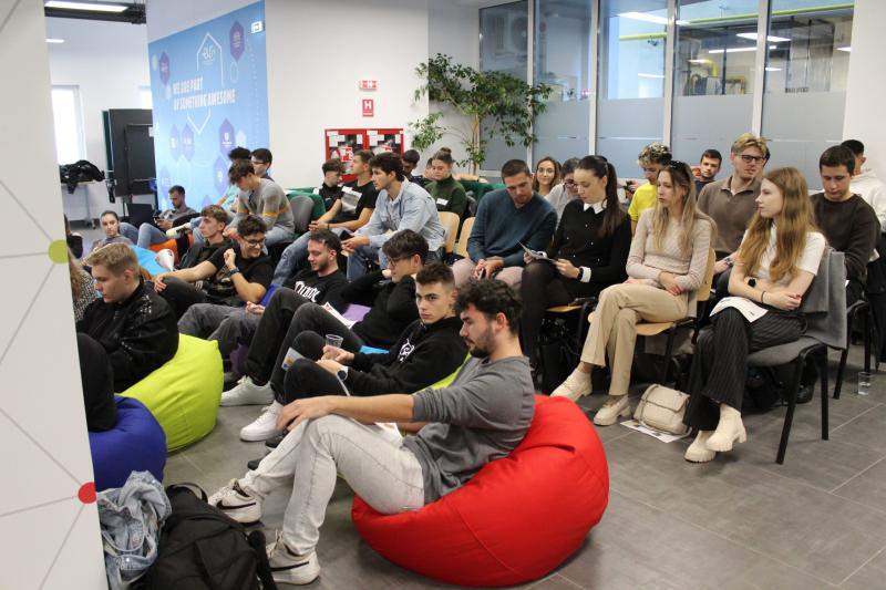 students-meeting-beanbags