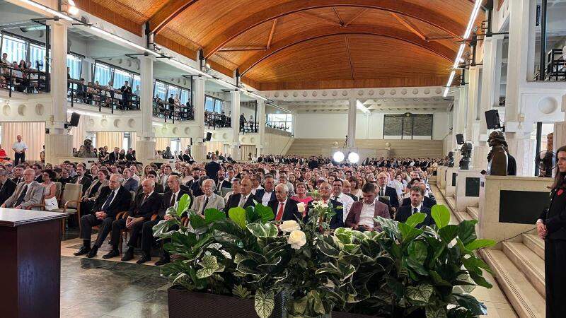 auditorium-dhs-prof-grozav